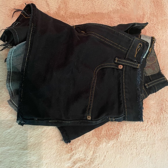 Urban Outfitters Vintage Levi’s Cutoff Shorts - Picture 2 of 11